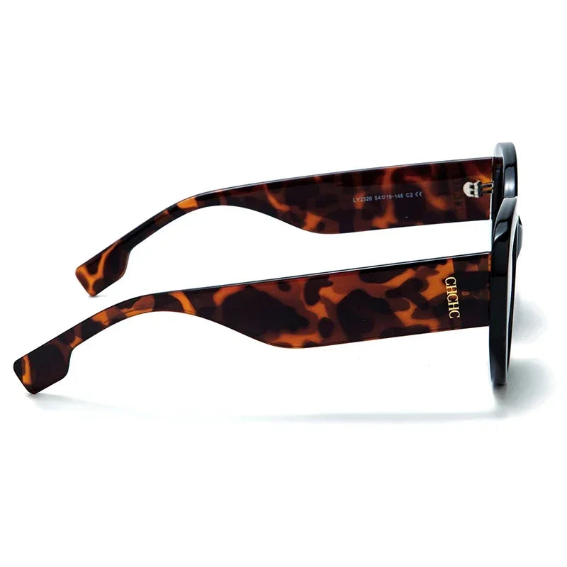 CH Fashion Style Women's Trendy Sunglasses  Multifunctional Sunscreen UV Protection Eyewear Unique Classic Brand Beach Sun Glas