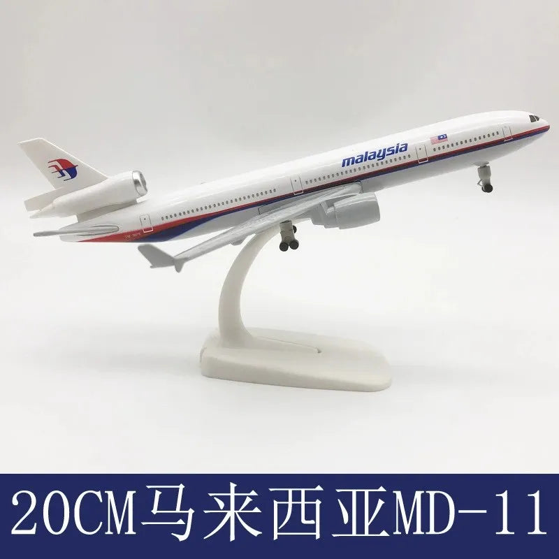 MD-11 Series Scale Aircraft 20cm South Korea MD11 UPS KLM Airways Metal Alloy Model Boys Toys Display Collection Aviation