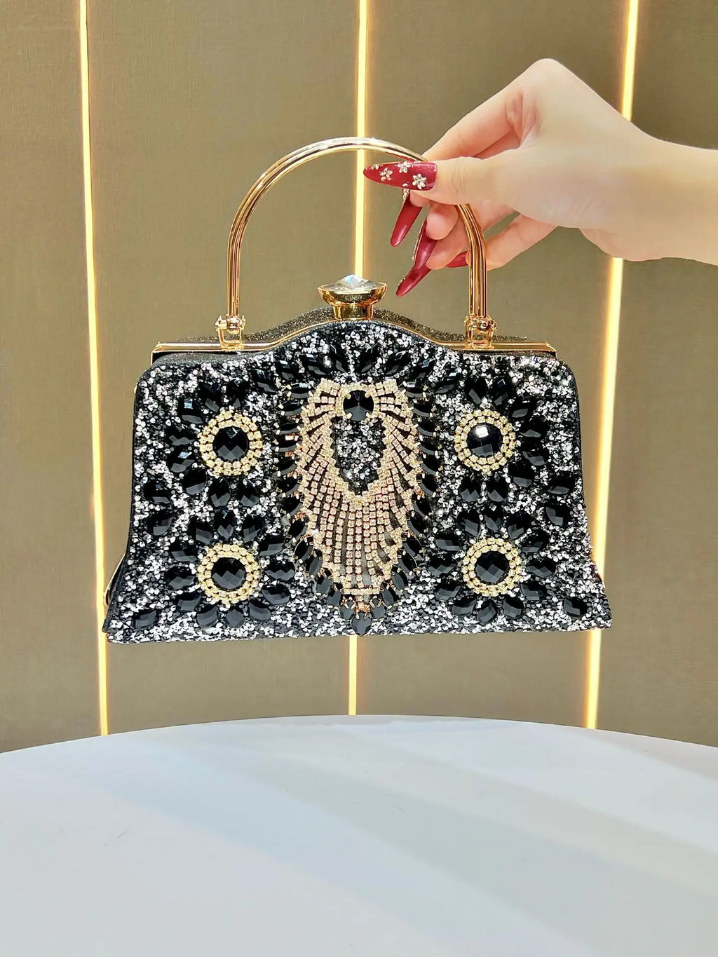 New evening bag full of diamonds handbag European and American fashion celebrity cheongsam dress banquet bag messenger bag