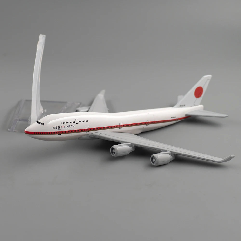 1/400 Aircraft Japanese Air Force One Boeing 747 16cm Alloy Plane Model Toys Children Kids Gift for Collection Decoration