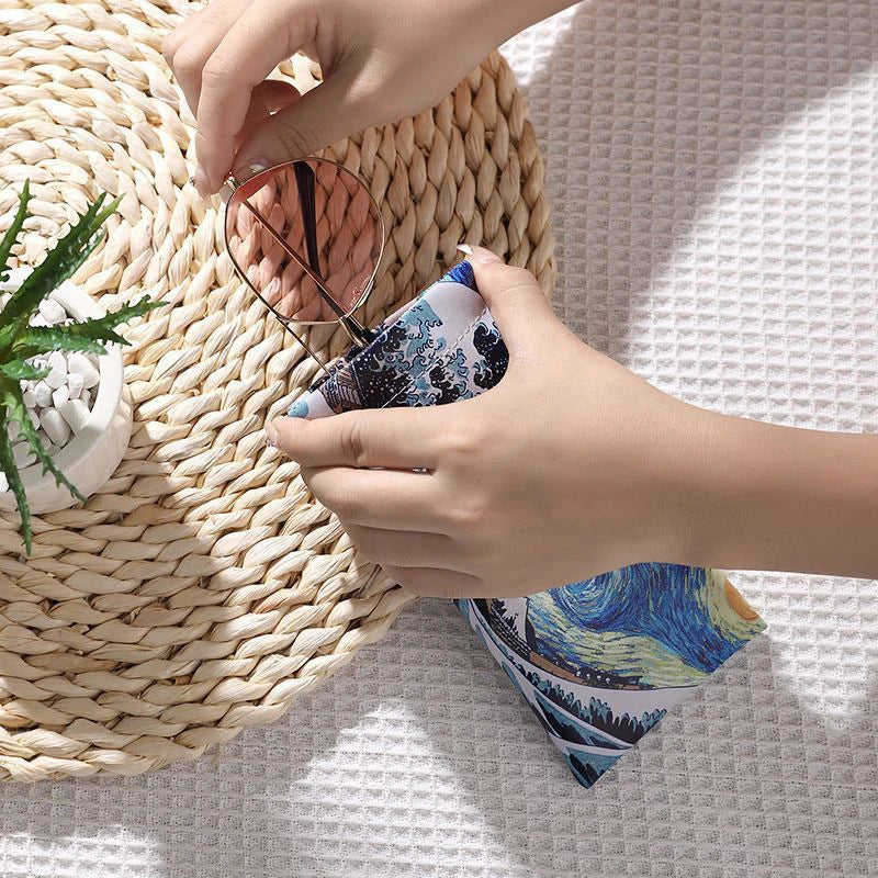 Fashion women's portable printed glasses storage bag Travel sunglasses Sunglasses portable shrapnel automatic closure storage bo