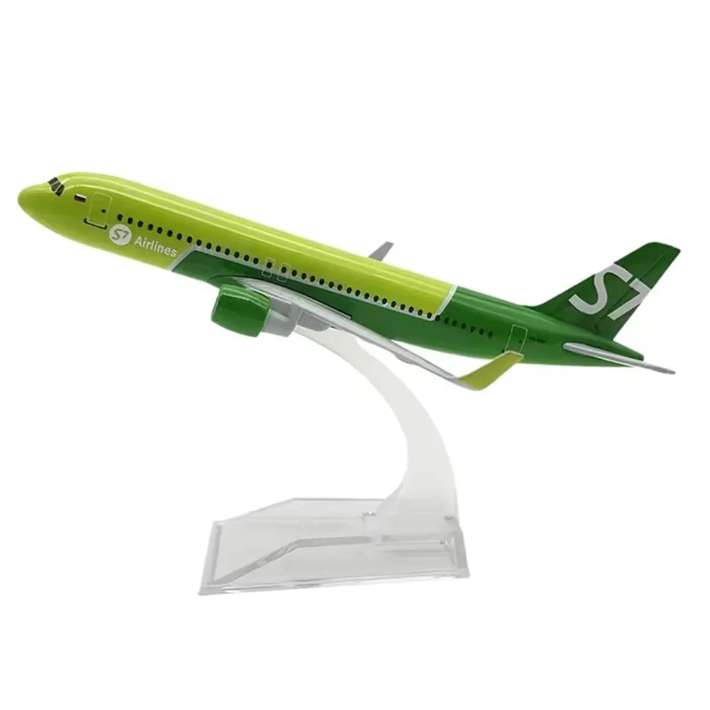 Alloy Model 16cm Airbus A320 Siberia Russia S7 1:400 Scale Metal  Aircraft Replica Diecast Model Aviation Plane Collectible Toys