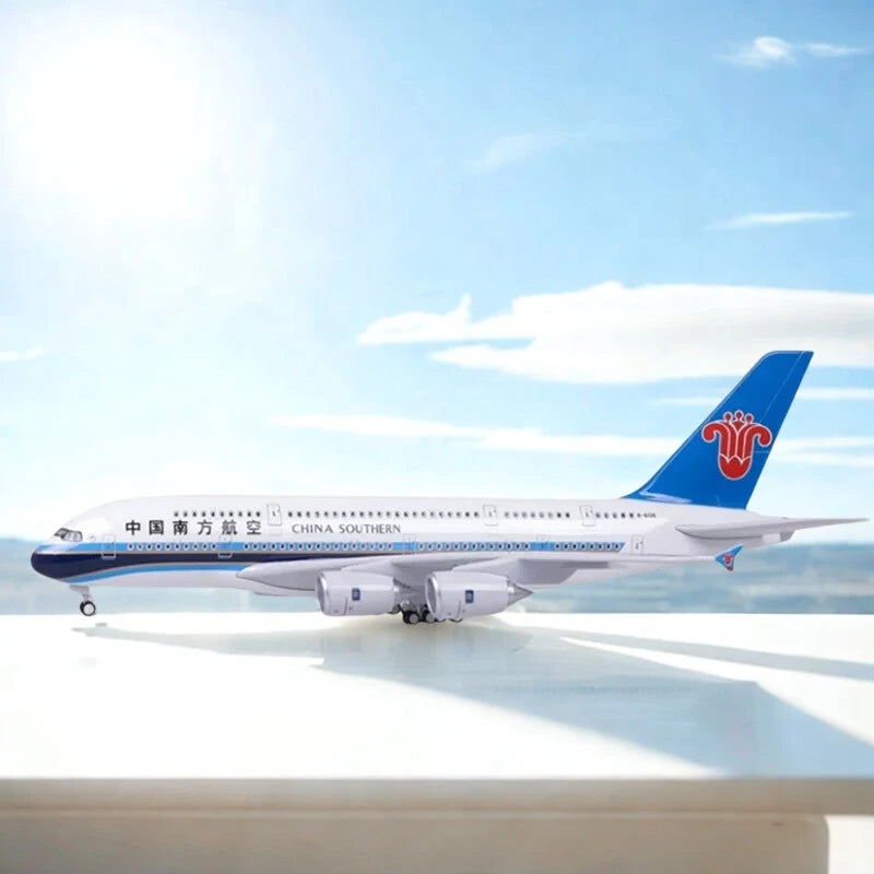 1/160 Scale Plane 47cm A380 China Southern Airways With Airplane Diecast Resin Aircraft Models Souvenir Home Decoration