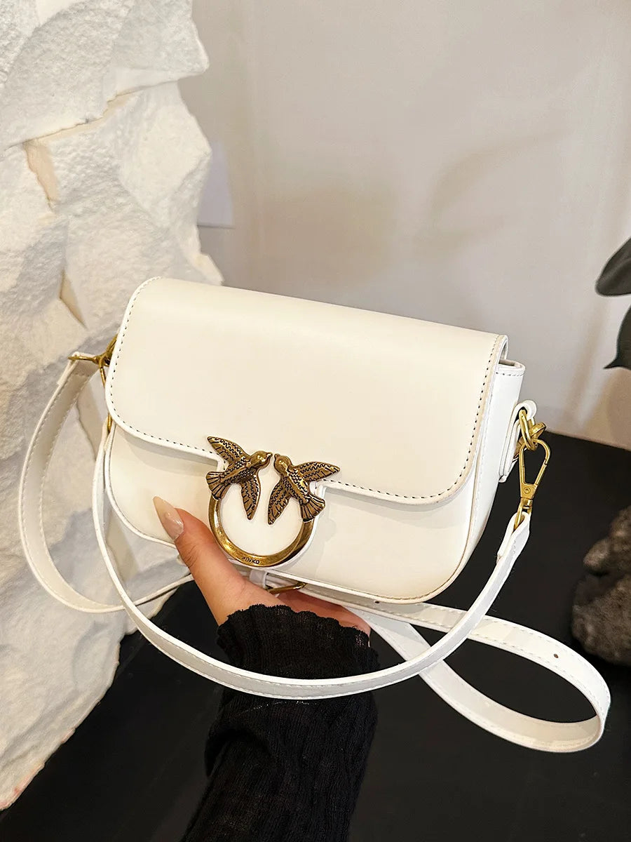 Fashion commuter women's bag Bacchus chain bag One shoulder oblique span Swallow bag Flying bird double flying swallow bag