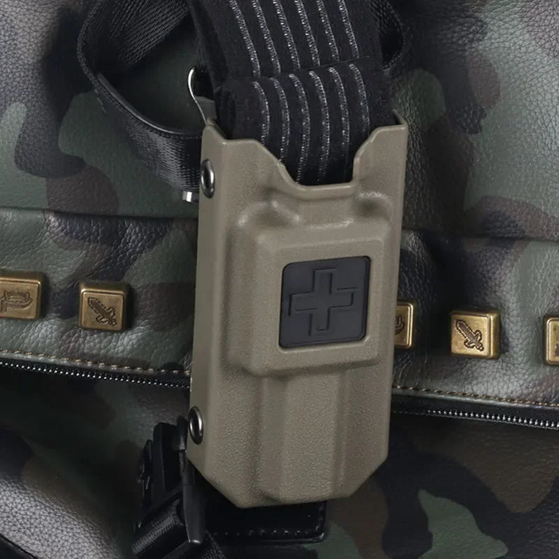 EDC Molle Tourniquet Holder Box Storage Tourniquet Multi-functional Quick-pull Box Outdoor Emergency Survival for Hunting CS