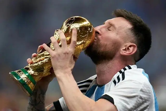 Lionel Messi Soccer Legend Canvas Wall Art Poster  Perfect Home Decor Gift for Football Fans and Clubs HighQuality Prints for Li