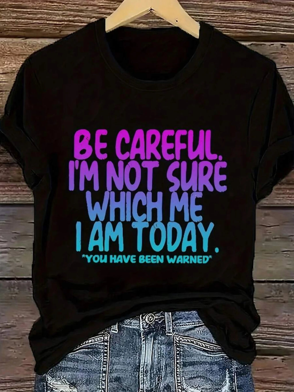 Cool girl warning slogan! Plus-size women's T-shirt, full of sweet and cool aura, super charming