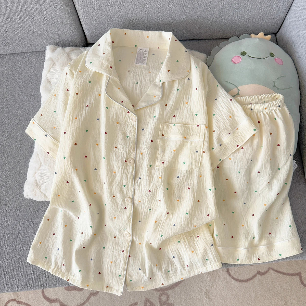 Women's Summer Thin Pajamas with Heart-Shaped Pattern, Short-Sleeved Shorts, Sweet and Cute, Can Be Worn Outside in Summer, Two-Piece Home Wear Set