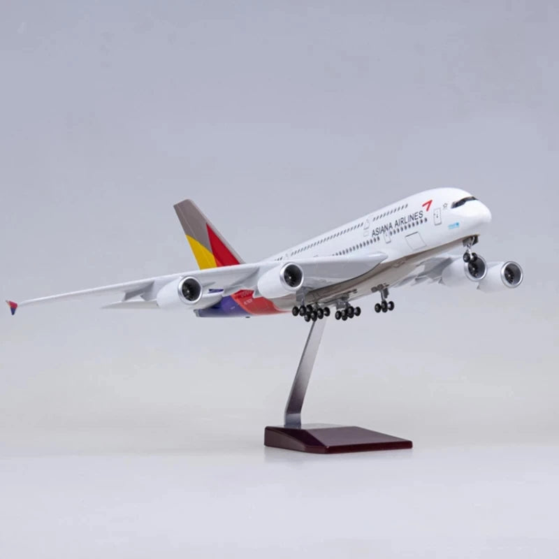 Asiana Airlines A380 Passenger Aircraft Metal Model 1:160 Scale 45cm Resin Material Features Lights and Tires Collector's Grade