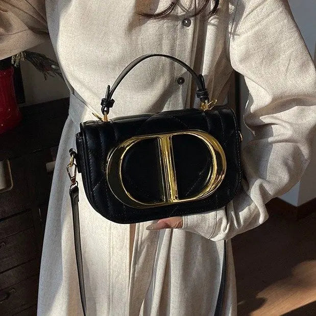 Luxury Chic Designer Diaper Bag For Women Large Capacity Tote Elegant Leather Crossbody Handbag For Fashionable And Practical