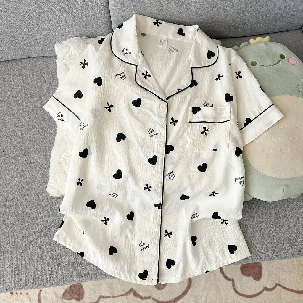 Women's Summer Thin Pajamas with Heart-Shaped Pattern, Short-Sleeved Shorts, Sweet and Cute, Can Be Worn Outside in Summer, Two-Piece Home Wear Set