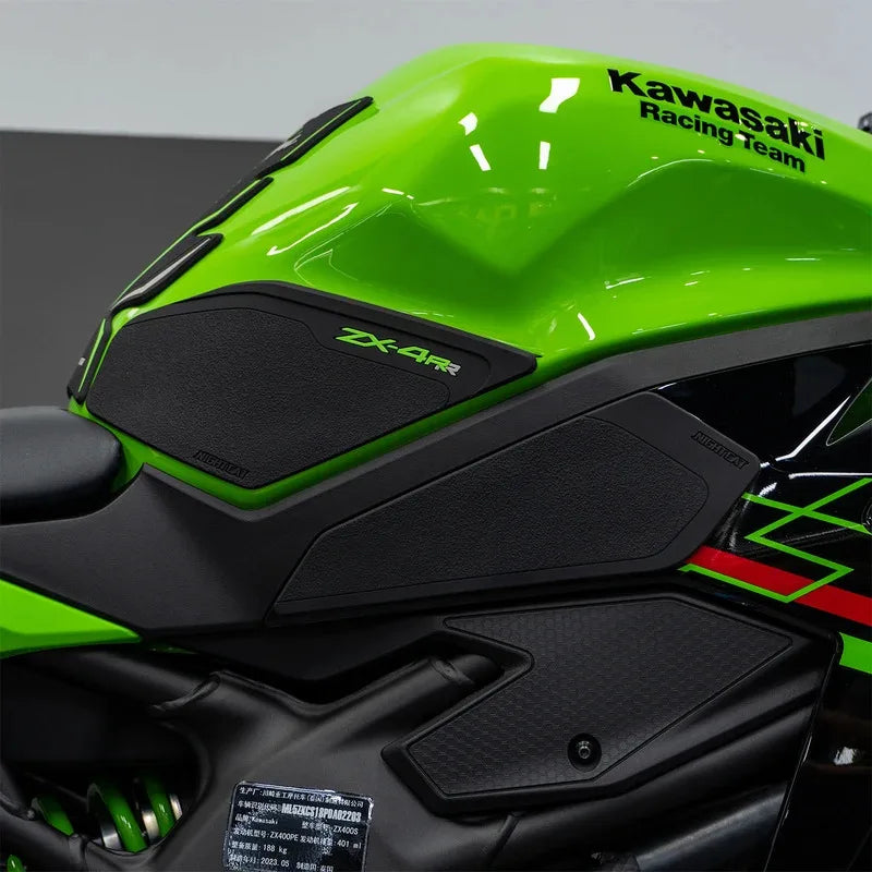 Compatible ZX-4R ZX4R/RR 2023 Motorcycle Fuel Tank Pad Kit Side Fuel Knee Guard Sticker Fuel Tank Protector