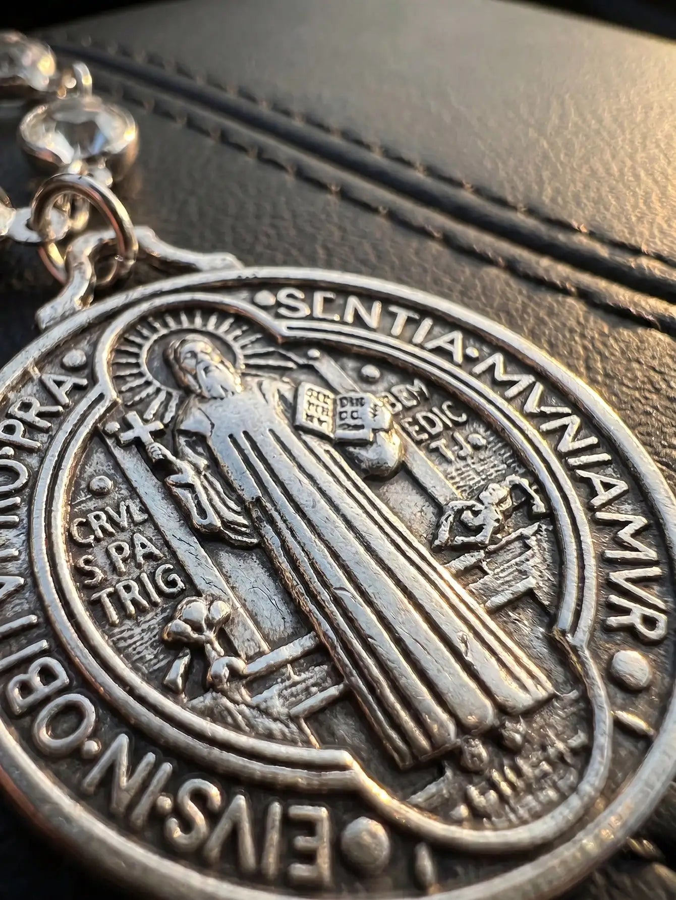 St Benedict Medal Cross Car Charm Blessed Travel Safety Amulet Religious Protective Car Interior Hanging Ornament Auto Steering Wheel Decor Handbag Charm For Women Perfect Christmas Thanksgiving New Car Gift For Family Friend