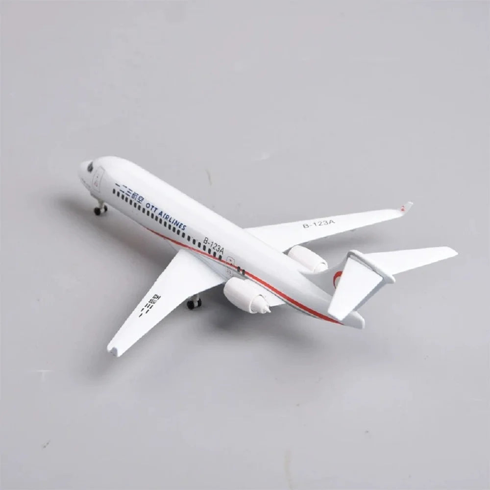 Miniatures Airplane Toy 20cm China Eastern Airways ARJ21 Metal Scale Plane Model Assembly With Base For Collection Display Boys