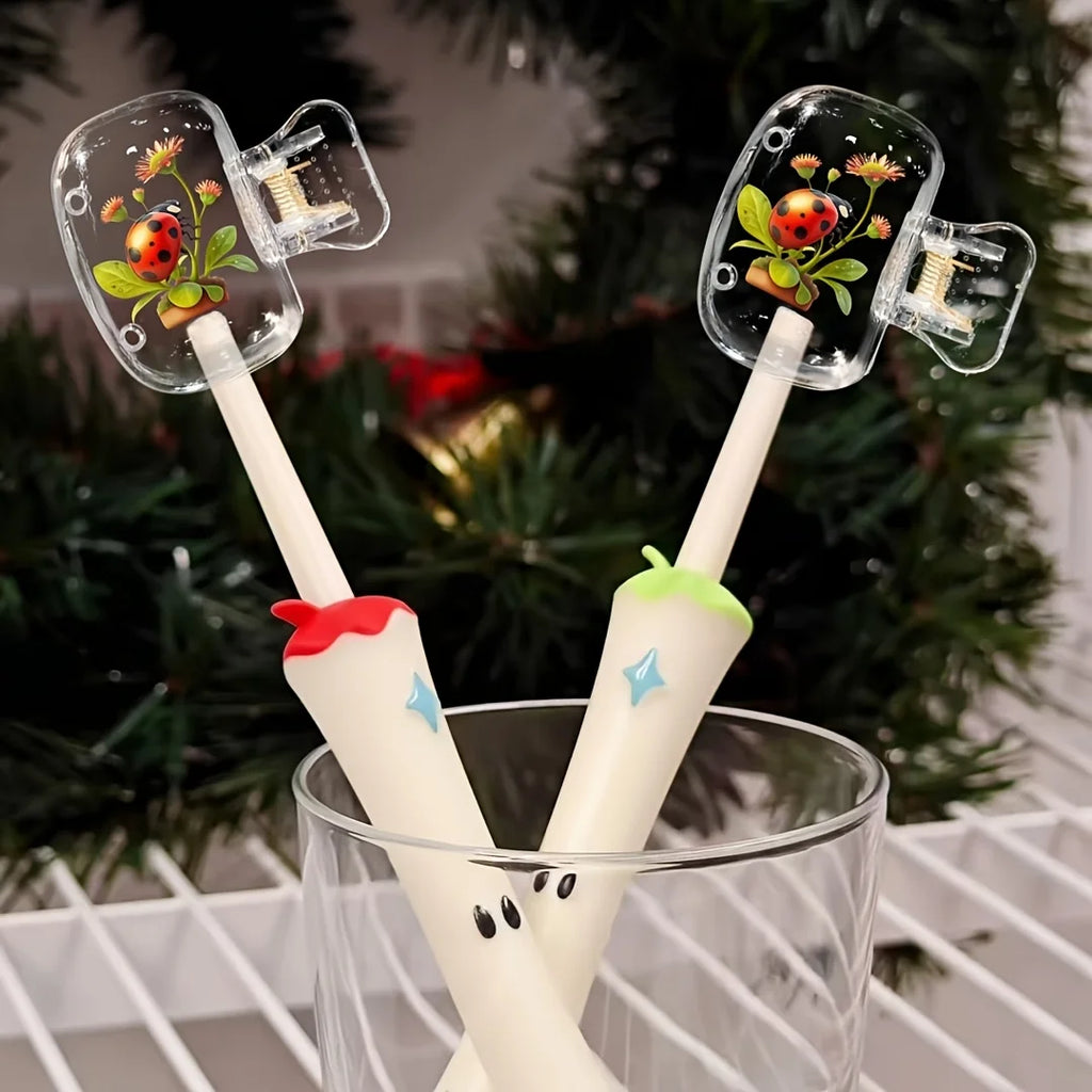 2pcs Lovely Ladybug Travel Toothbrush Head Covers Protective Plastic Clip Covers for Travel Protector Case for Bathroom Camping