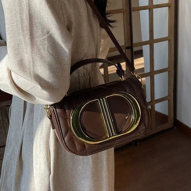 Luxury Chic Designer Diaper Bag For Women Large Capacity Tote Elegant Leather Crossbody Handbag For Fashionable And Practical