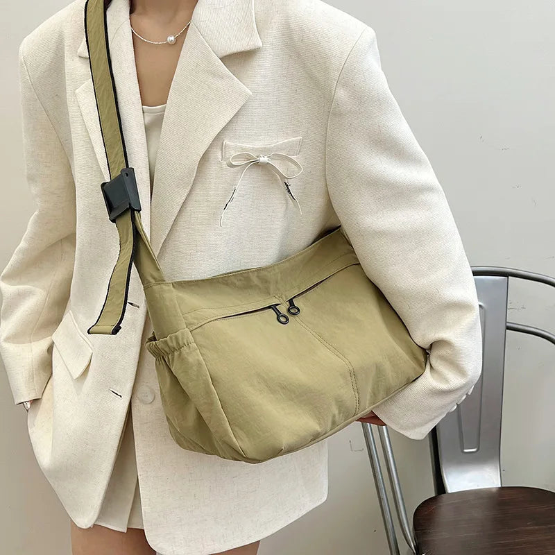 Waterproof Nylon Cloth Bag Large Capacity Tote Bag Fashion New Casual Sports Wind Single Shoulder Crossbody Bag Bag