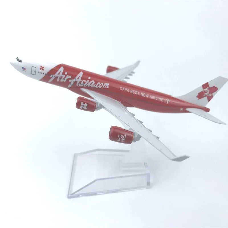 16cm 1/400 Scale Aircraft Series A330 A340 A220 Airplane Model Miniature Airplane Diecast Metal Child Toy Plane Collected Gift