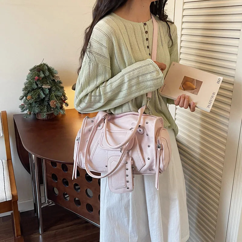 Fashionable Large-capacity Rivet Motorcycle Bag, New Women's Versatile Handbag, High-end Commuting Crossbody Bag, for Daily Use