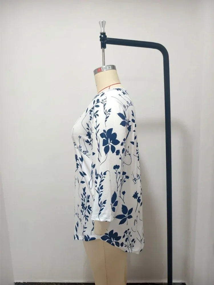 New Round Neck Plant Floral Seven Quarter Sleeved Top Loose and Elegant Plus Size Temperament Short Sleeved T-shirt  Commute