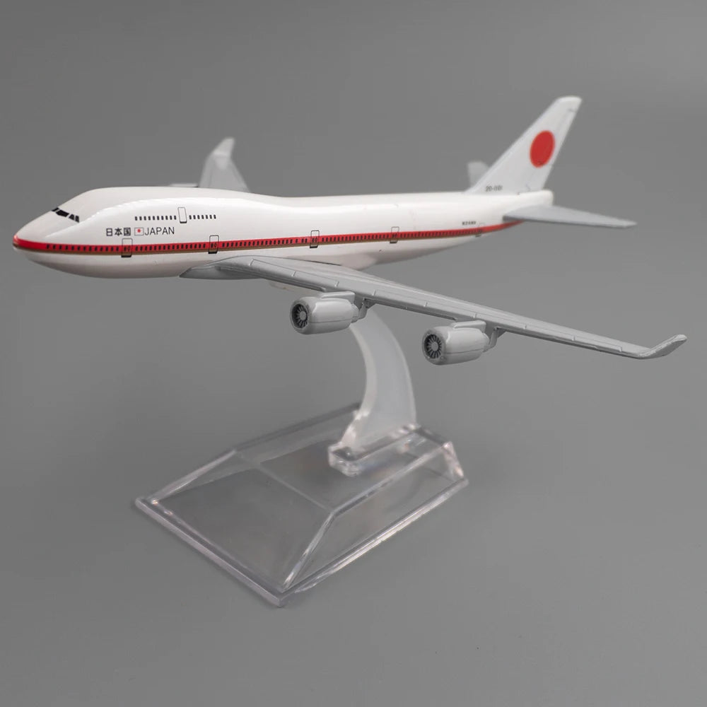 1/400 Aircraft Japanese Air Force One Boeing 747 16cm Alloy Plane Model Toys Children Kids Gift for Collection Decoration