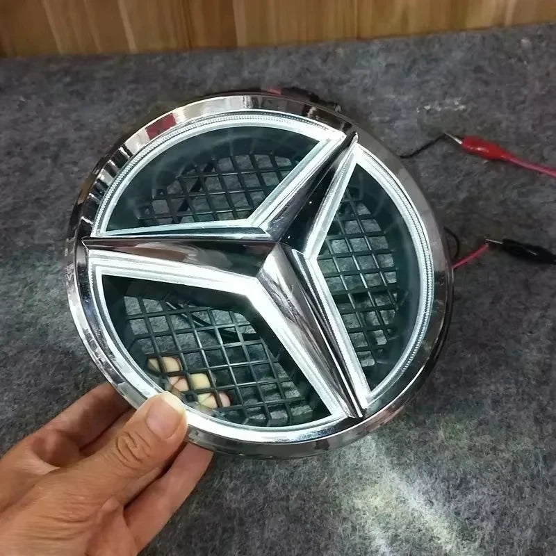 Car Front Grilled Star Emblem LED For Mercedes W205 W212 W213 W204 W166 CLA W253 A W176 W177 C W204 E X204 GLA GLC GLE B Ashtray