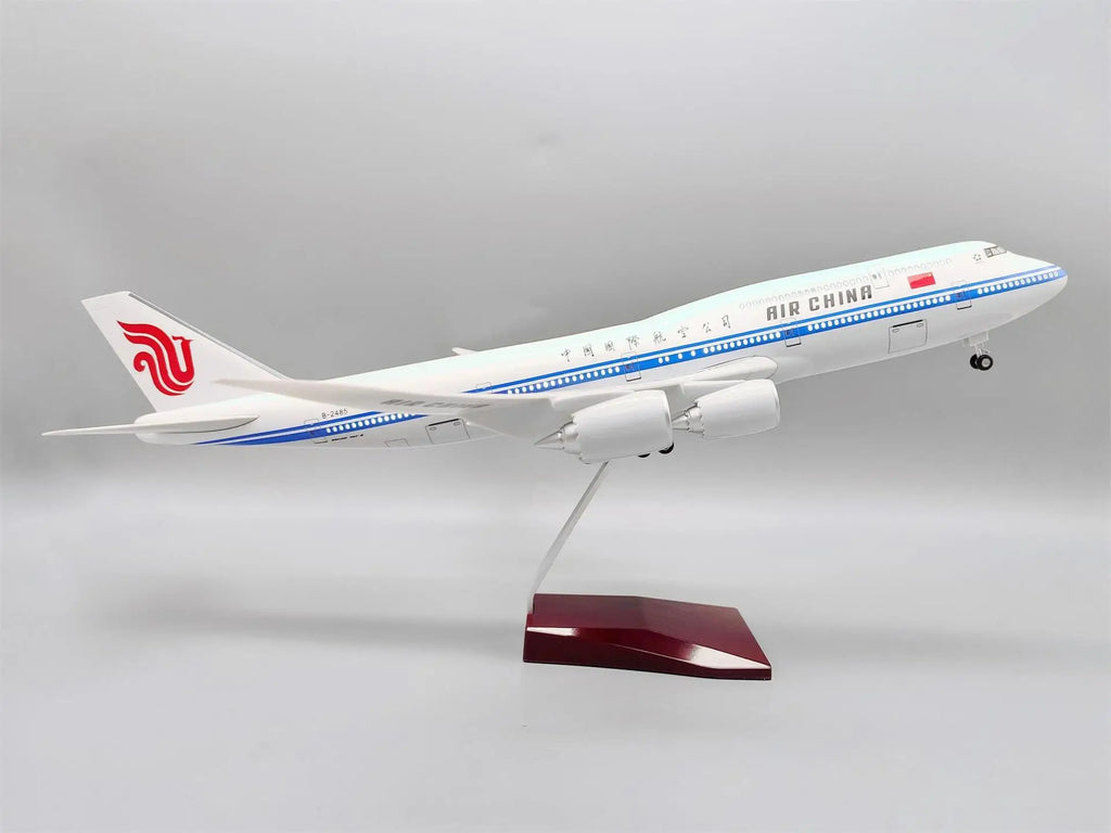 Resin Air China 747 Model Airplane 47CM 1:150 Scale With Wheel LED Light Diecast Airplanes For Collection Gift By Aviatio