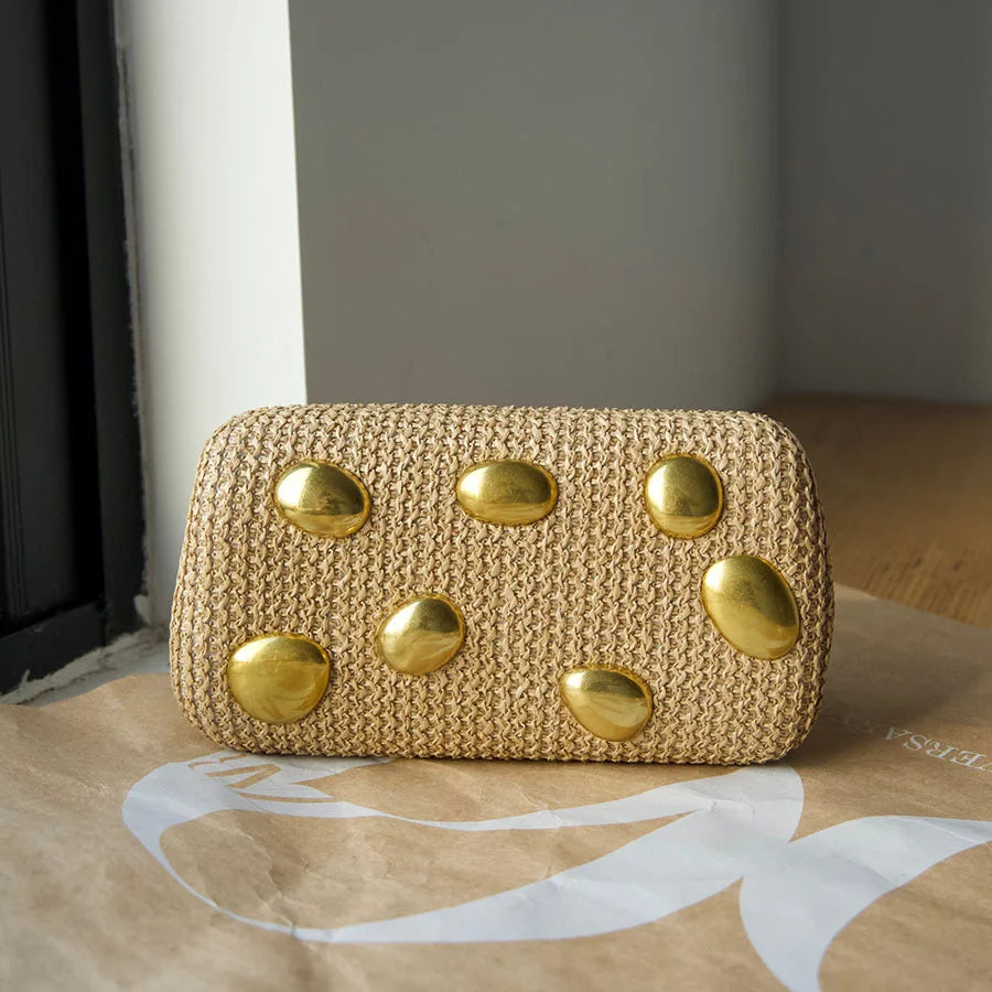 simple temperament, elegant dinner party, casual and high-end box bag, fashionable polka dot shoulder messenger bag.