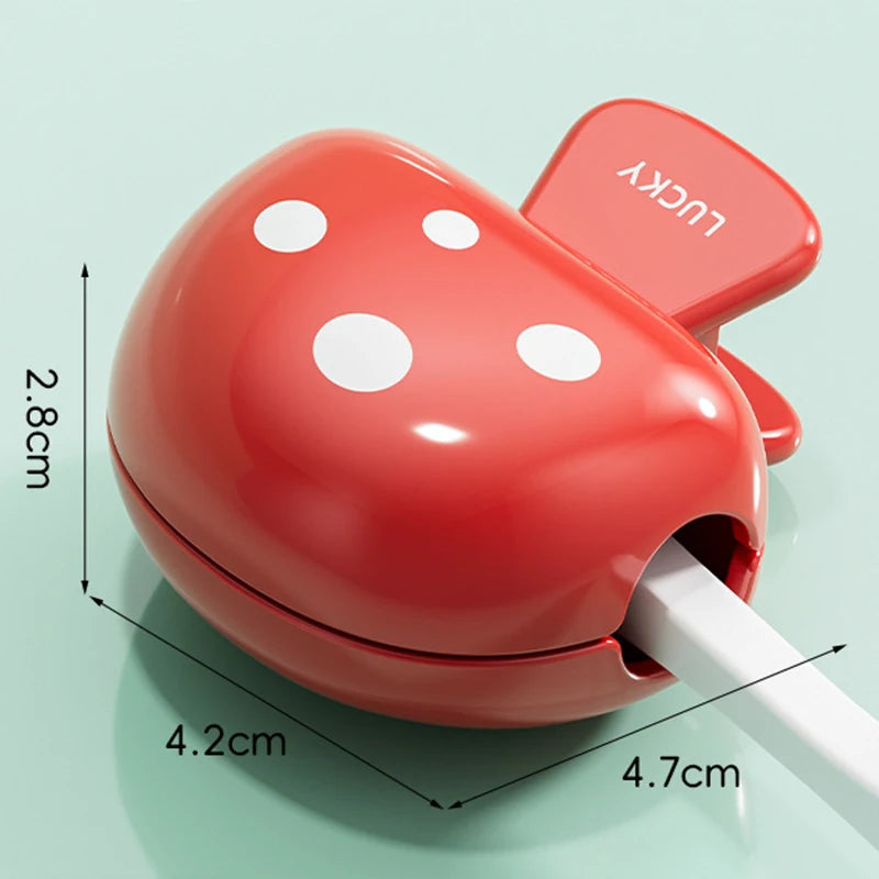 Portable Toothbrush Head Cover Clips Plastic Dustproof Head Germproof Protector Caps Travel Hiking Camping Bathroom Accessories
