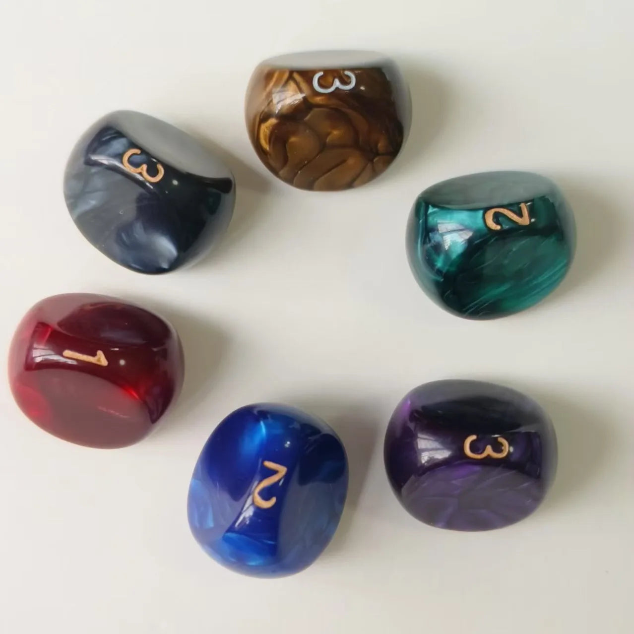 10Pcs/set New Digital Multi-faceted Dice D3 Game 3-Sided Board Game Dice New Year gift 6 colors