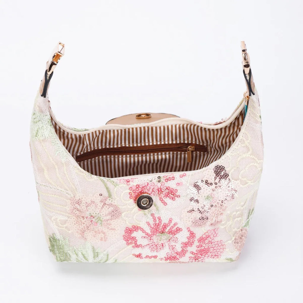 French retro flower embroidery bag women's bag large capacity handbag niche design sense commuter women's bag