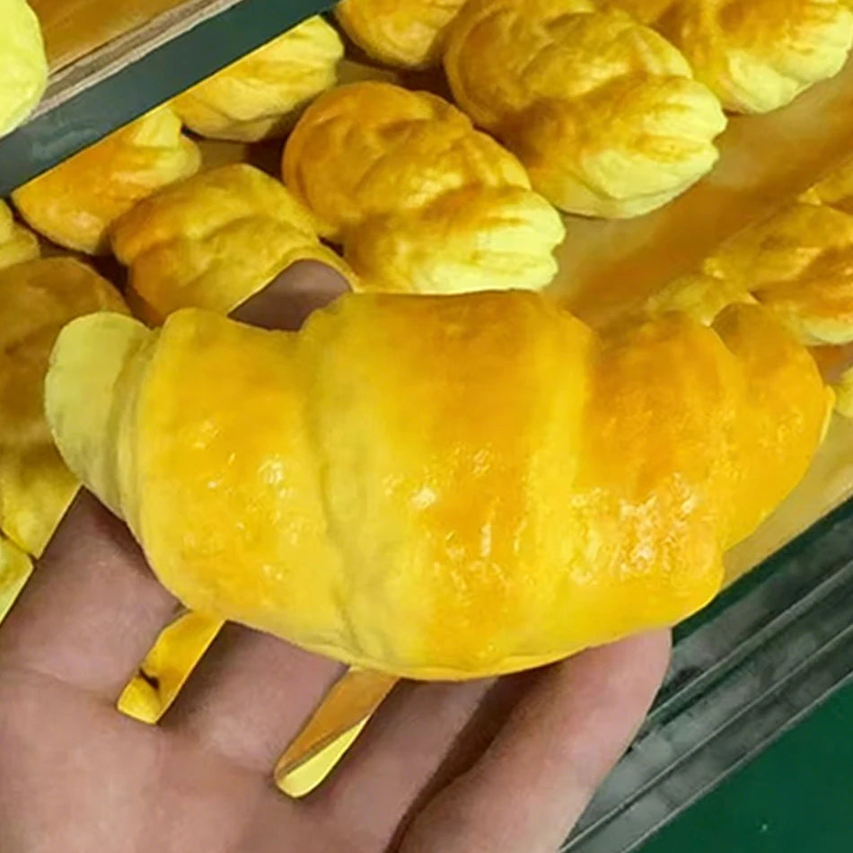 Slow Rising Croissant Squishy Squeeze Fidget Toy Soft Anti-Anxiety Stress Relief Sensory Toy Decompression Plaything