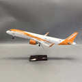 Aircraft model 321 EasyJet Airlines A321 miniature airplane Resin With Landing Gear Light Souvenir Plane Toy toys boys kids gift