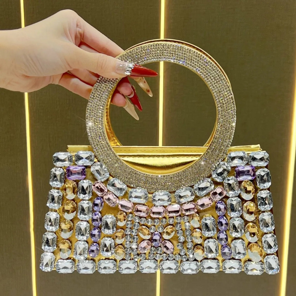 New fashion dinner bag, high-end women's handbag, full diamond messenger women's bag, light luxury temperament chain bag