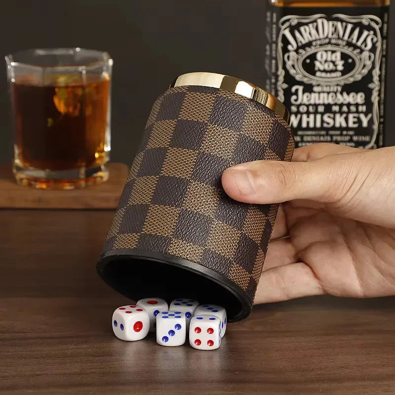 Dices Shake Container with 6 Dices Set Dices Cup Leathers Stable Sturdy Comfortable Hand Feeling Dices Shake Container