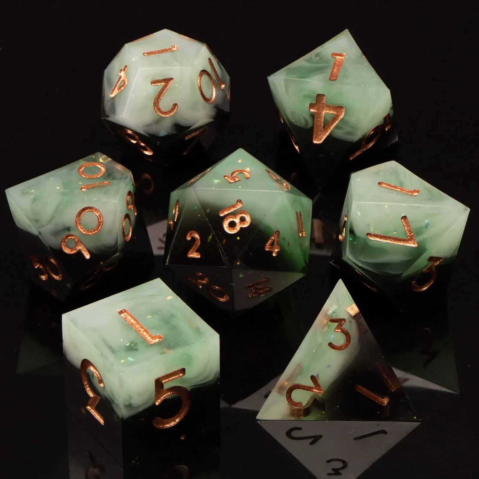 Resin Sharp Edged DND Dice, Handmade Dungeons and Dragons Dice Set D&D, RPG Polyhedral D and D Dice Set for Role Playing Game