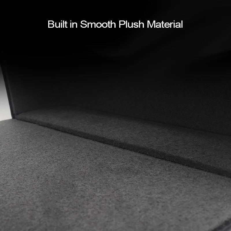 The new soft leather car tissue box, car armrest pumping box, container, towel, napkin holder, paper holder, storage bag