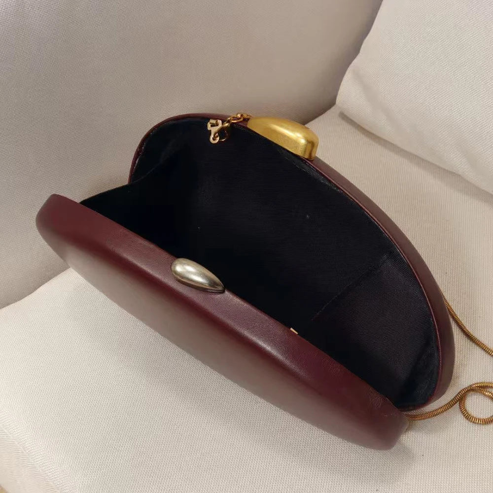 Women's Burgundy Oval Buckle Clutch Bag Elegant Evening Party Daily Handbags 2026 New Fashion Luxury Handbag