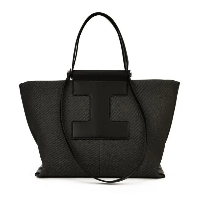 Wardrobe Staple Designer Diaper Bag For Women Luxury Leather Tote Elegant Crossbody Bag Stylish Essential