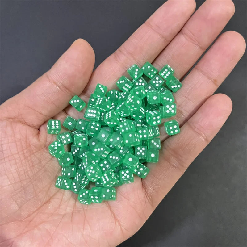 200Pcs 12colors 5*5*5mm Solid Clear Transparent Mini D6 Acrylic Right Angle Point Dice Six Sided Cube For Board Game accessories