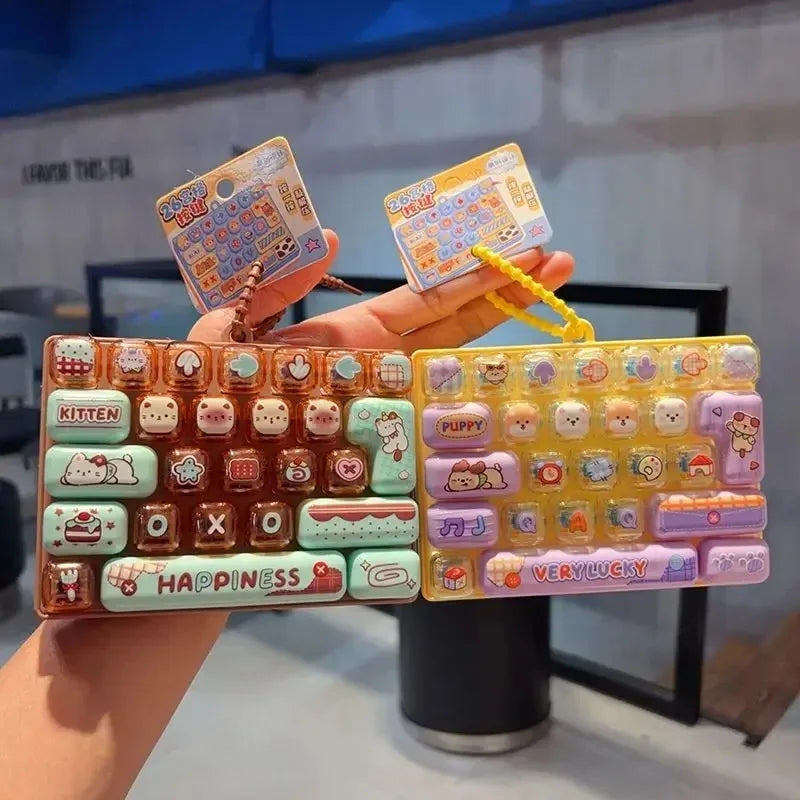 In Stock 26Grid Keycap /*Clicker Anti Stress Fidget Keyboard Keychain Decompression Button Cartoon Party Favor Gift 26구 키캡 키링