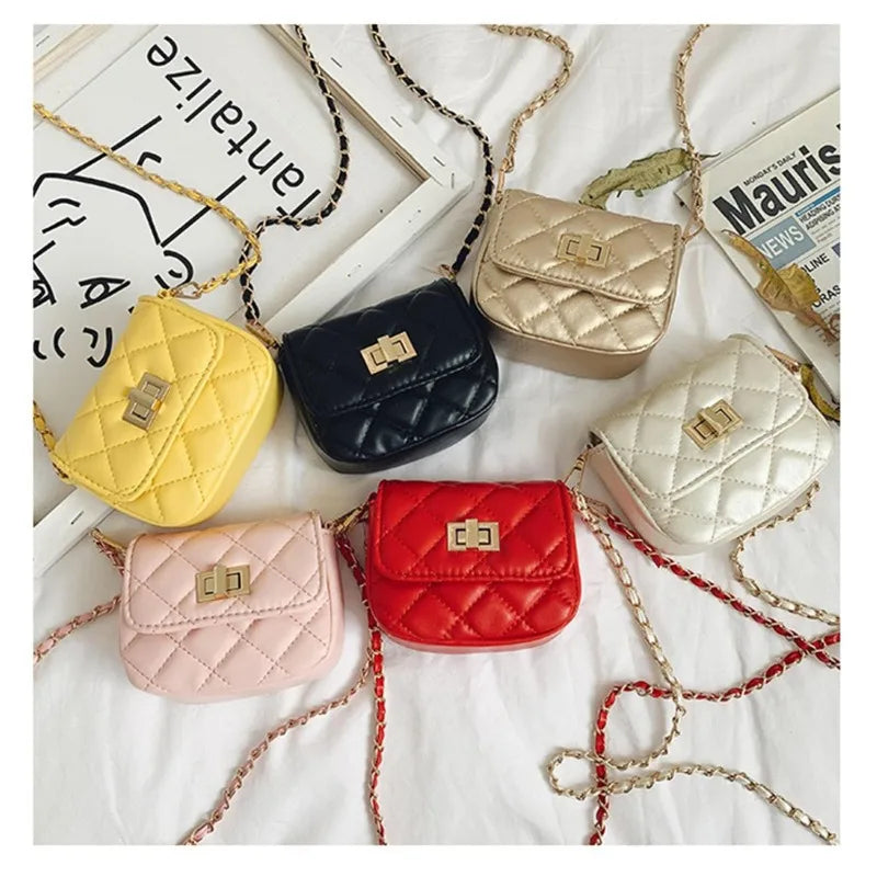 1Pc Mini Bag Crossbody Bag Fashion Girl Bag Child Bag Clothes Decorative Accessories Coin Purse Bag