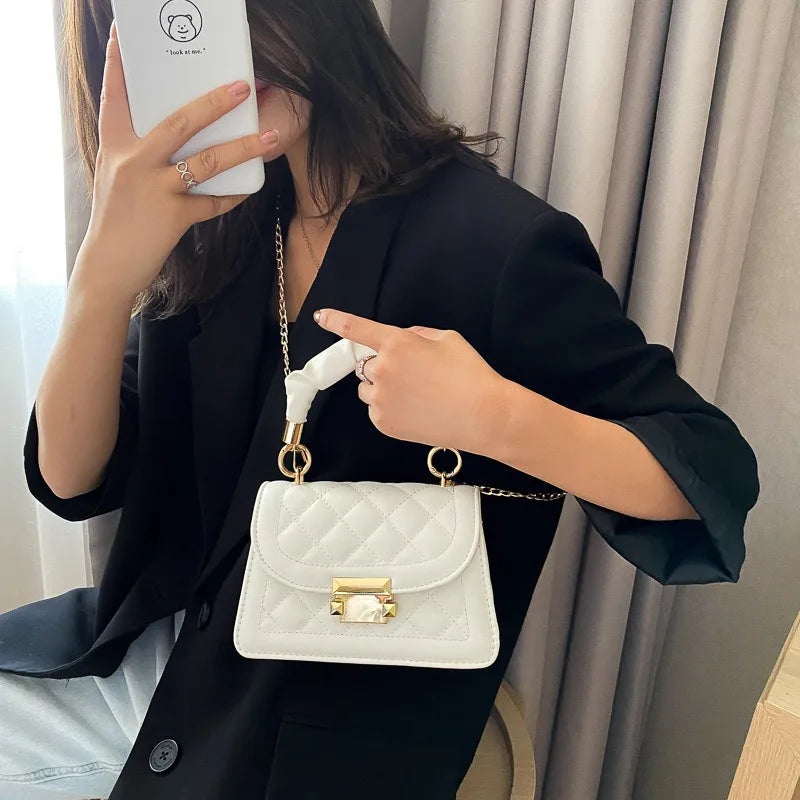 Internet Celebrity Popular Women's Small Square Bag, Classic and Simple Chain Bag, Commuting Hand-Held Crossbody Bag