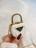 Mini and compact chain mouth red envelope fashionable small fragrance style hand-held shoulder bag