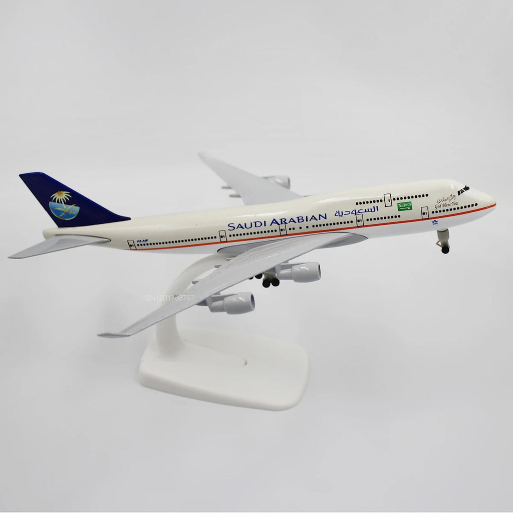 1/400 Scale 20CM Diecast Alloy Antonov An-225 "Mriya" A380 330 747 777 Airplane Model For Gift Collection