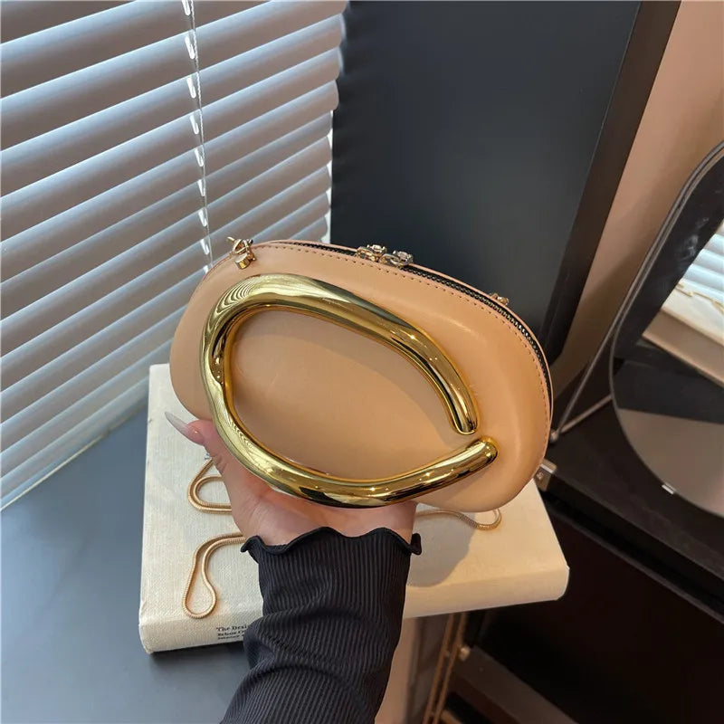 Retro Gold Metal Handle Women Clutch Bag PU Leather Chain Shoulder Crossbody Bag Mini Evening Purse for Party Wedding Daily Use