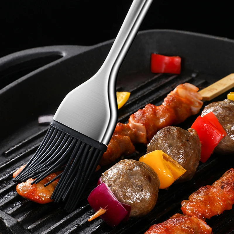 Silicone Kitchen Oil Brush BBQ Grill Basting Brush Barbecue Cooking Brush Silicone Pastry Brush for Baking Grill BBQ Accessories
