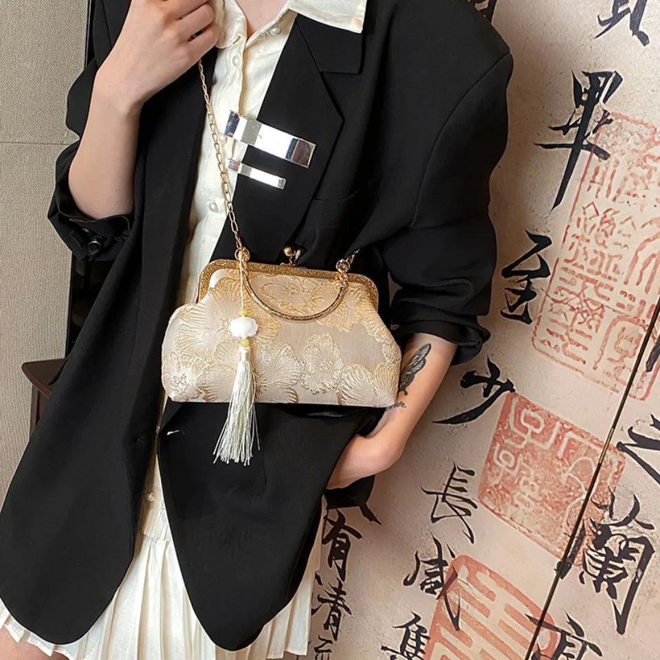 Chinese Style Embroidered Shoulder Bag Elegant Handbag Retro Small Square Bag Wedding Party Luxury Designer Women Evening Clutch