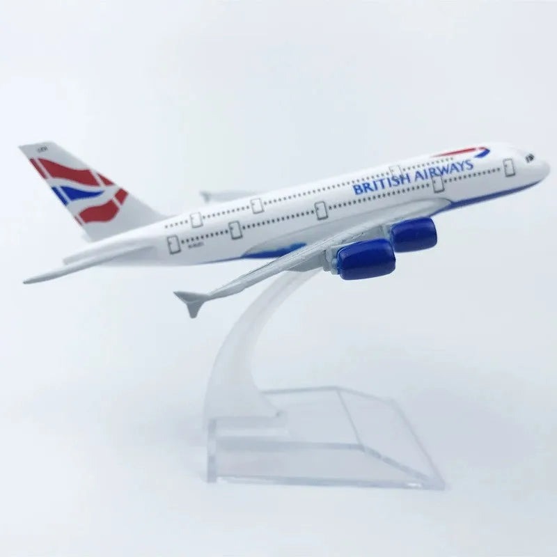 Emirates A380 Airplane Diecast Metal 1/400 Scale Aircraft 16CM Collectible Miniatures Model Planes Boys Toys Displays