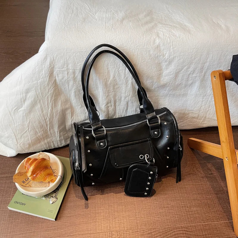 Fashionable Large-capacity Rivet Motorcycle Bag, New Women's Versatile Handbag, High-end Commuting Crossbody Bag, for Daily Use